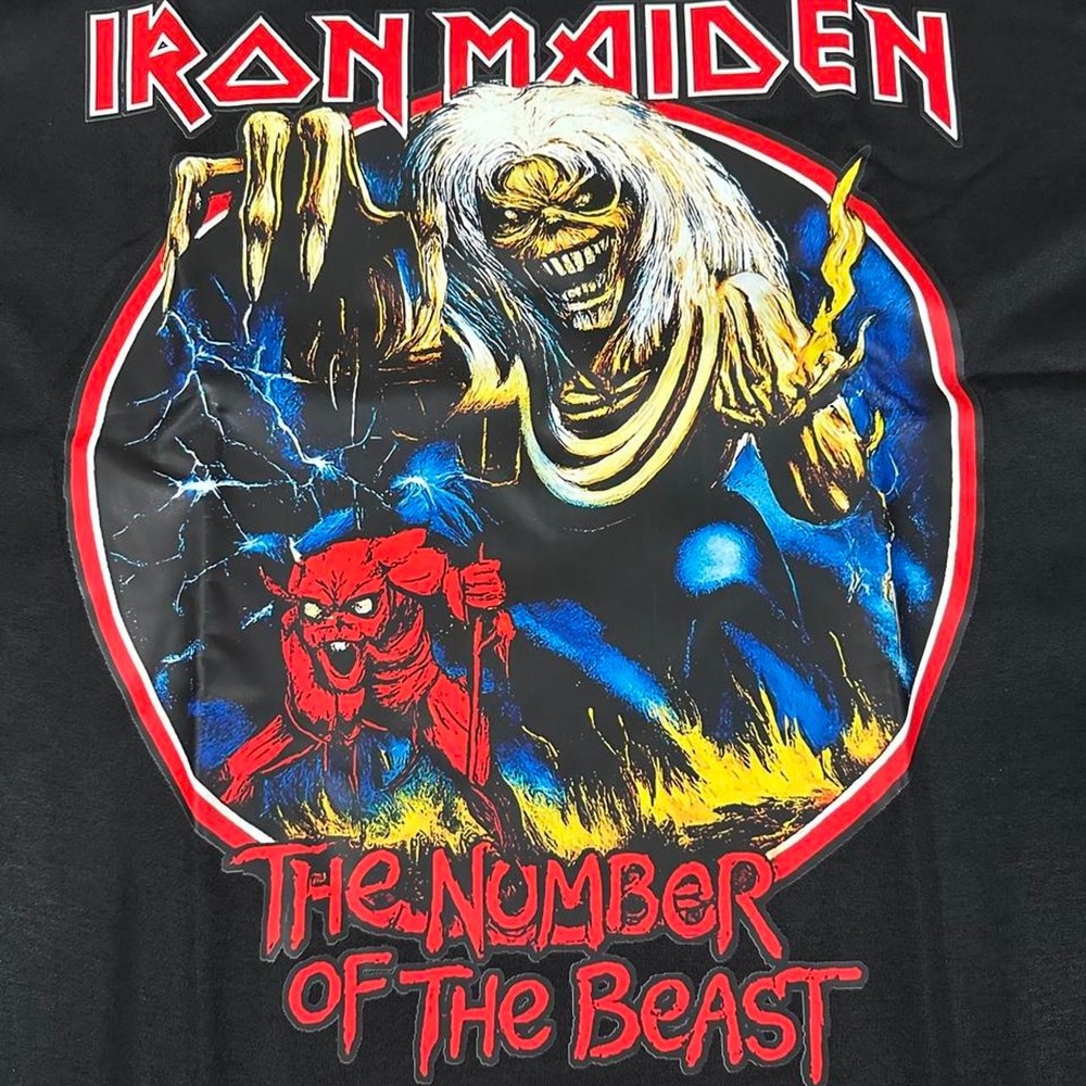 Iron Maiden The Number of the Beast Graphic T-Shirt Black Mens XL Band Tee